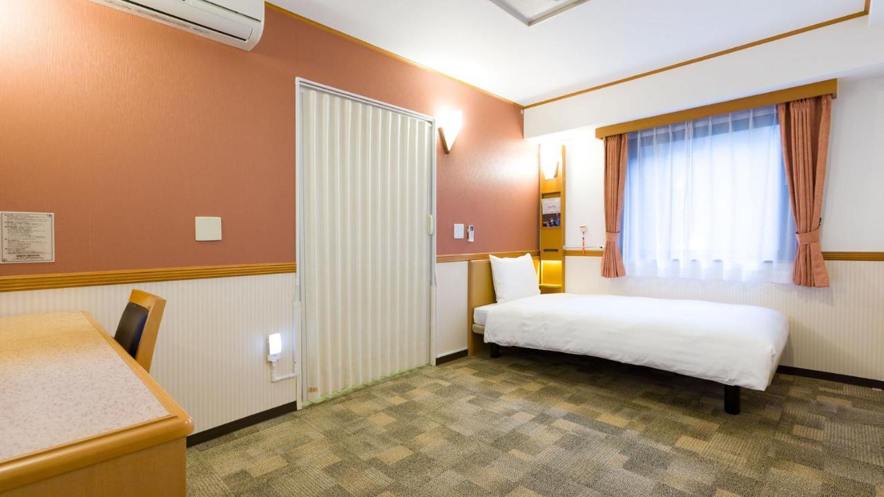 Toyoko Inn Musashi-Nakahara Ekimae Kawasaki (Kanagawa) Exterior foto